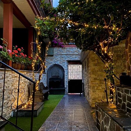 Hotel Del Carmen Tlalpujahua Bagian luar foto
