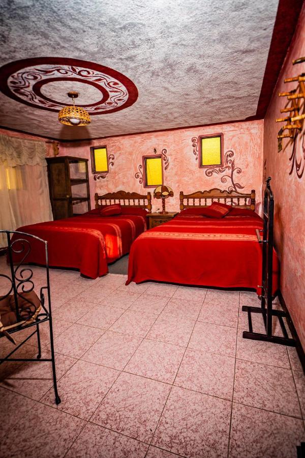Hotel Del Carmen Tlalpujahua Bagian luar foto